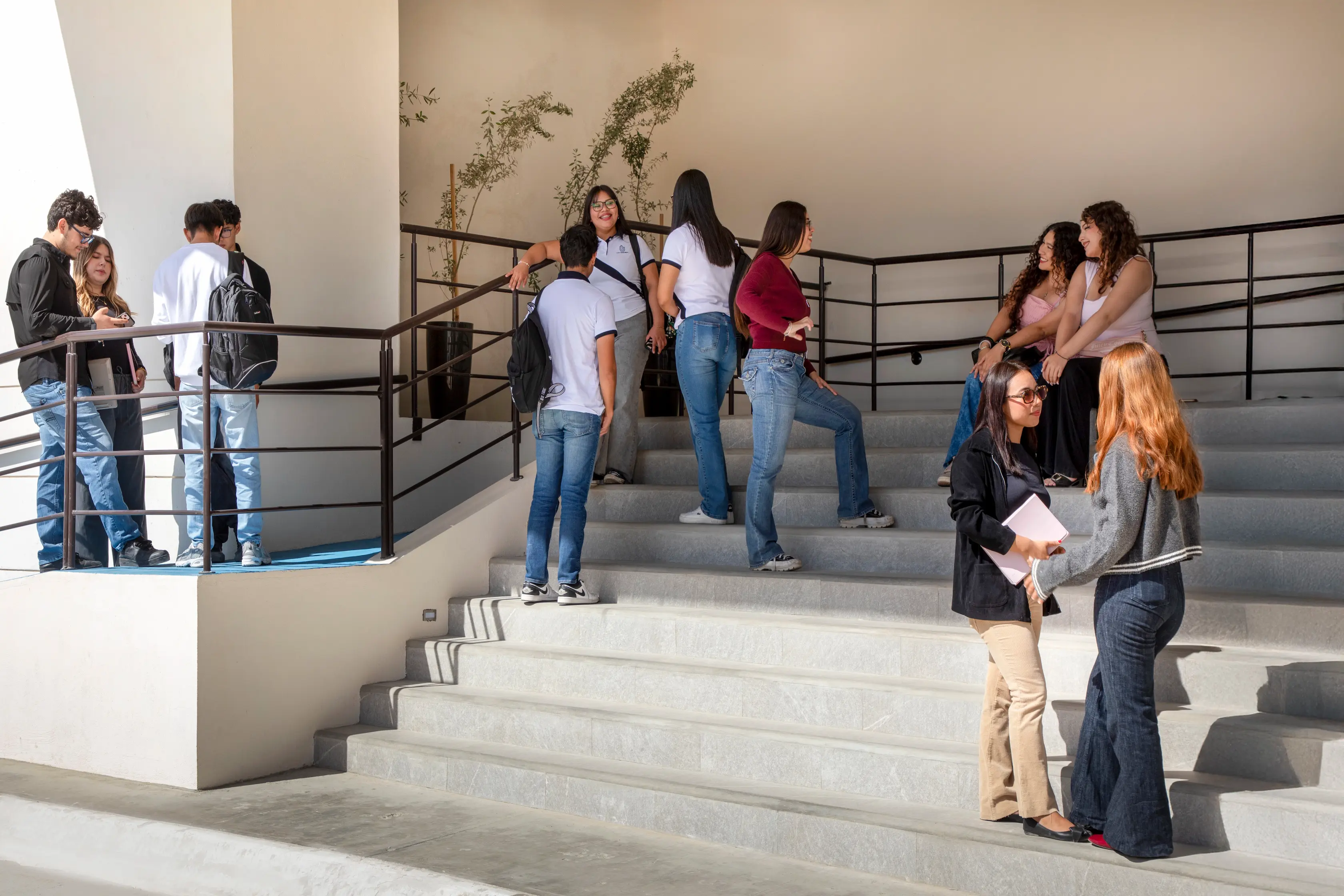 Fachada Liceo Los Cabos